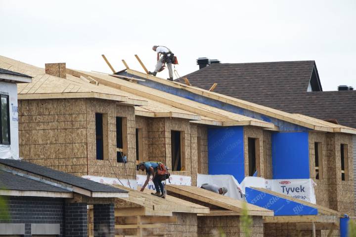 Ontario funds free building code course, opposition urges more action on skills gaps