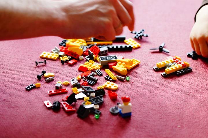 Lego brick building event at Lynnwood Library Sept. 5