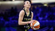 Paige Bueckers’ teammate gives her Rookie of the Year endorsement