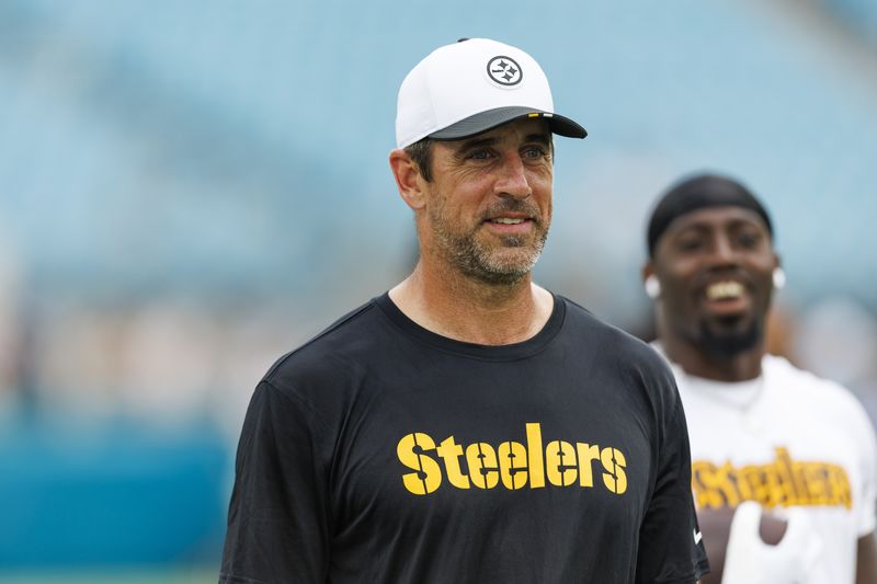 Not 'real football,' Aaron Rodgers to sit preseason with most Steelers' starters