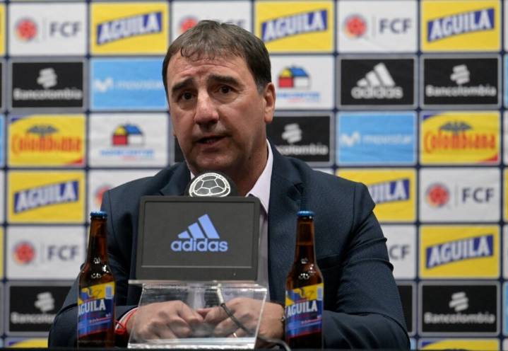 ¿Por qué tanto misterio? Néstor Lorenzo nada que publica la lista de convocados de la Selección Colombia