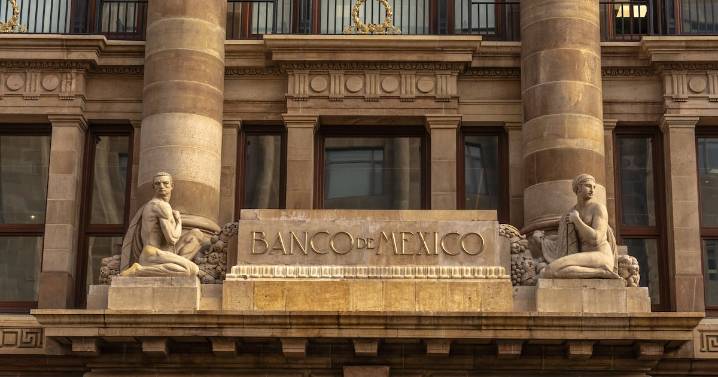 Banxico es pilar de la economía, destaca Claudia Sheinbaum