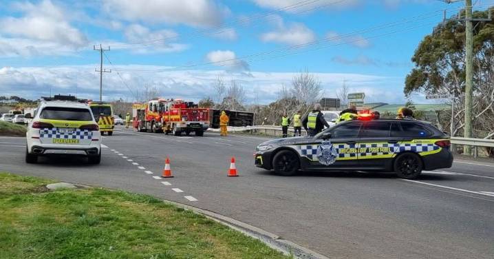 Stonehaven bus crash: Several 'seriously injured' after school bus rolls near Geelong