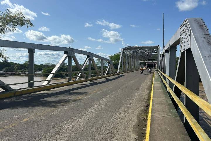 Cinco colombianos retenidos en Arauca, entre ellos, firmantes de paz, fueron trasladados a Caracas