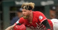 Braves add veteran outfielder Jake Fraley