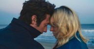 Jeremy Allen White on taking 'a leap of faith' to play Springsteen in 'Deliver Me From Nowhere'