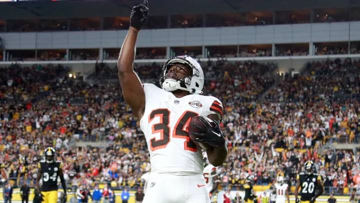 Cleveland Browns may be lacking confidence in RB room after tweet this morning