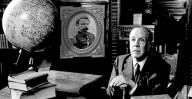 Jorge Luis Borges: 126 años de un genio que reinventó la literatura universal