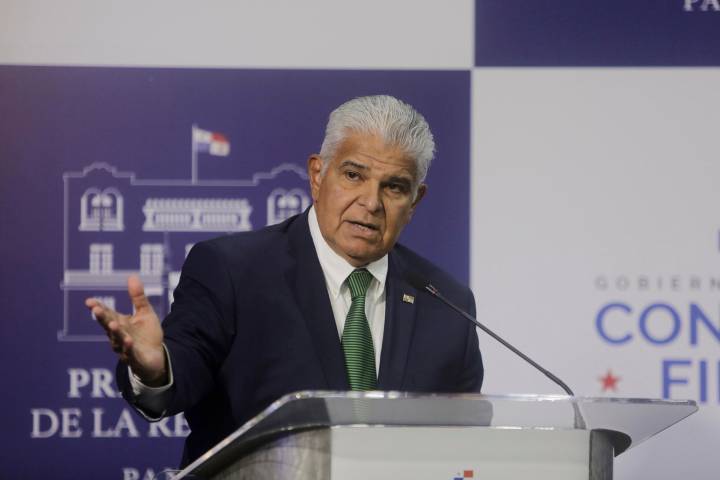 Mulino se muestra "sumamente alarmado" por el creciente paso de cocaína por Panamá