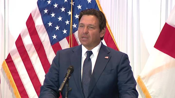 Governor DeSantis holds news conference at Tampa International Airport