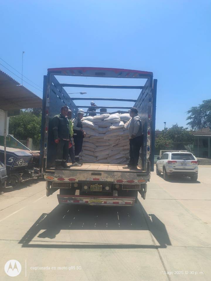 Intervienen camión con 500 envases de harina de pescado ilegal