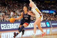 UConn’s Azzi Fudd stops by Steph Curry camp, talks Kaitlyn Chen