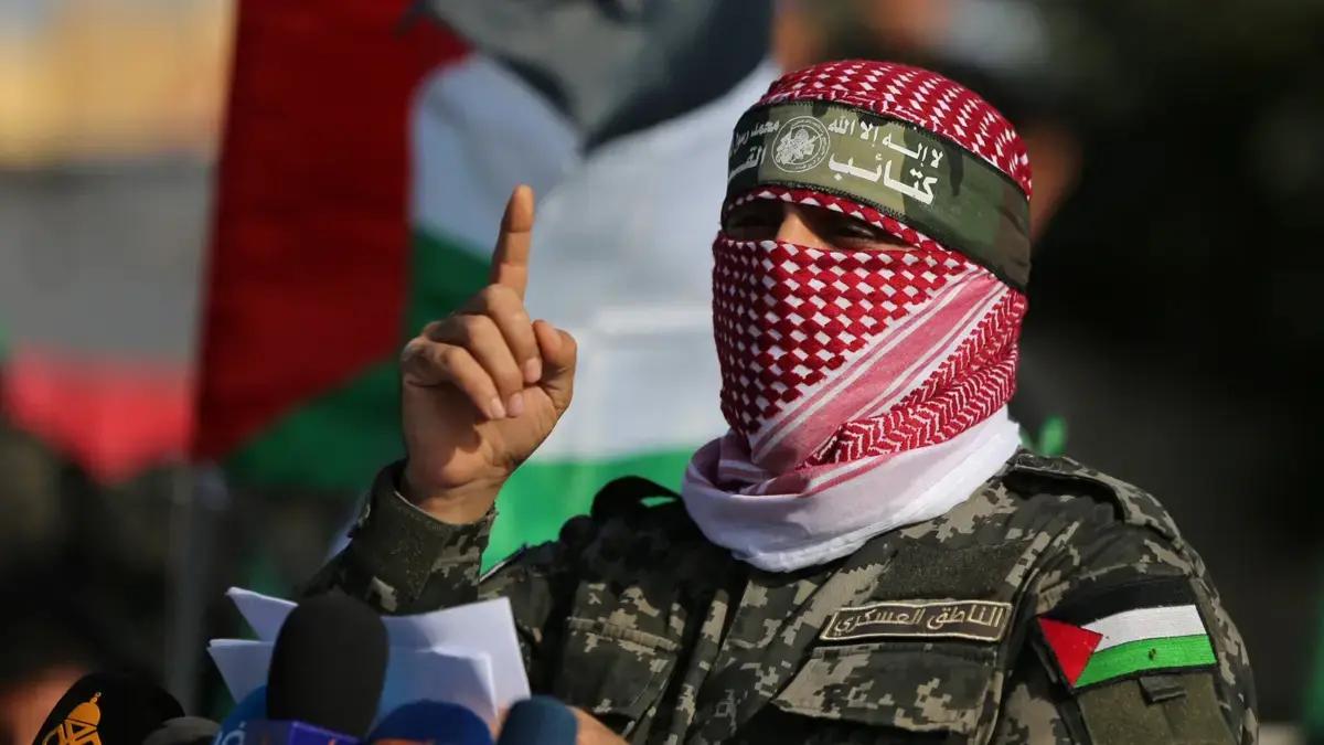 Israel dice que asesinó al portavoz de Hamás y promete perseguir al resto de líderes, incluso fuera de Gaza