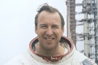 James Lovell, Apollo 13 moon mission leader, dies at 97