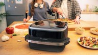 Esta es la freidora de aire más compacta que puedes tener en tu cocina y está rebajada a precio mínimo