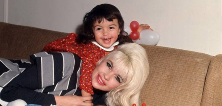 ‘My Mom Jayne’ Review: Mariska Hargitay’s Stirring Documentary
