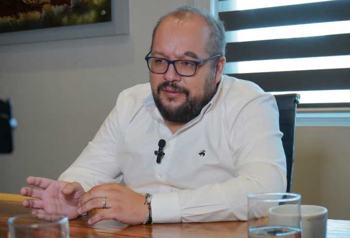 Alejandro Rocha llama al Congreso y a la gobernadora a no copiar reforma federal en transparencia