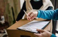 EE. UU. pone fin a exenciones arancelarias para la gran mayoría de los pequeños paquetes