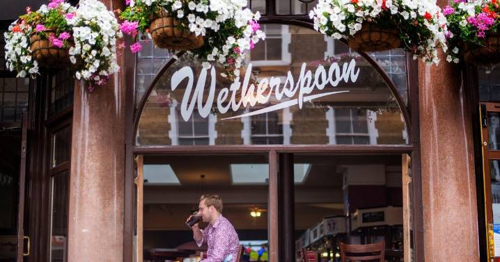 Popular item returns to Wetherspoons menu as Tim Martin tells customer 'your wish is my command'