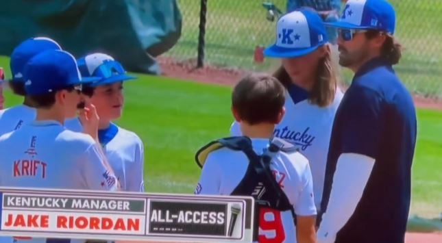 Kentucky coach’s mound visit joke goes viral at Little League Regionals
