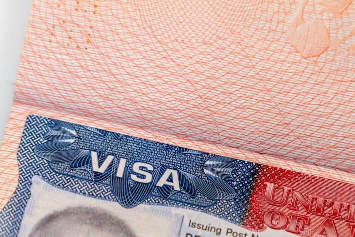 Estados Unidos comenzará a cobrar fianza de hasta 15.000 dólares a solicitantes de visas B1/B2 de estos dos países