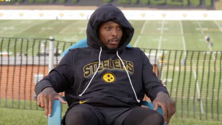 Jalen Ramsey throws subtle shade at Mike McDaniel and Dolphins as Mike Tomlin gives Aaron Rodgers injury update