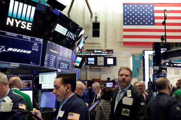 Tras tocar máximos históricos, Wall Street cotiza con pérdidas por los nuevos datos de inflación