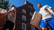 University of Delaware students move in during move