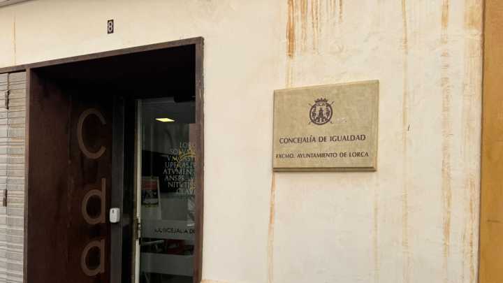 El número de mujeres atendidas por el CAVI de Lorca se reduce un 14%