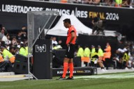Conmebol implementará nueva regla para los árbitros en sus competiciones: ya se aplica en Chile