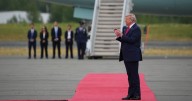 Donald Trump 'sickens' onlookers with telling greeting he gave to Vladimir Putin