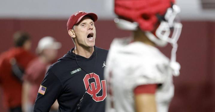 Report: Brent Venables takes $1 million pay cut in 2025 to help OU with revenue sharing