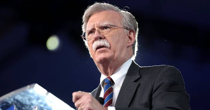 El FBI registra la casa del exasesor de Trump, John Bolton, por documentos clasificados