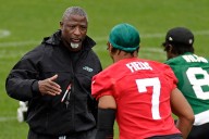 Jets' Aaron Glenn makes right call by playing starters in preseason