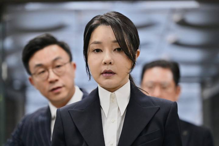Wife of South Korea's jailed ex-President Yoon arrested over corruption allegations