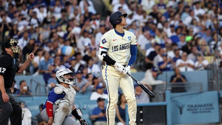 Shohei Ohtani's 40th homer powers Dodgers past AL