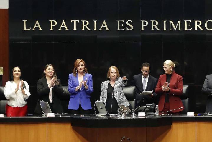 Eligen a Laura Itzel Castillo como presidenta del Senado, en sucesión de Fernández Noroña