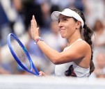 Deadspin | Jessica Pegula, Elena Rybakina forge on at U.S. Open; Jasmine Paolini upset