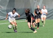 WOMEN’S COLLEGE SOCCER: Peninsula out to defend its title