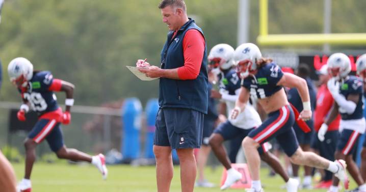 Patriots hold final training camp practice open to public, working on red zone before heading to Minnesota