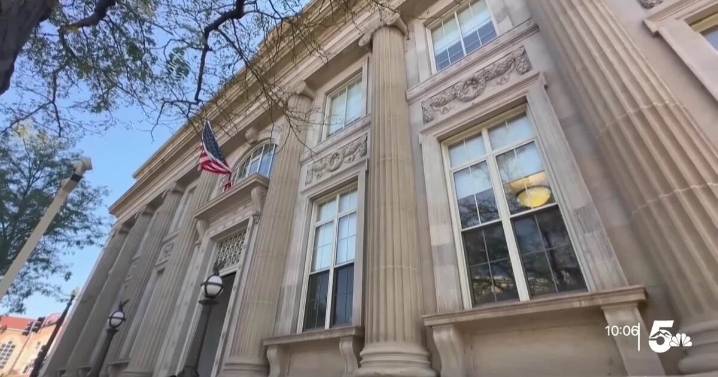 Pueblo Mayor vetoes proposal to let voters decide on government structure