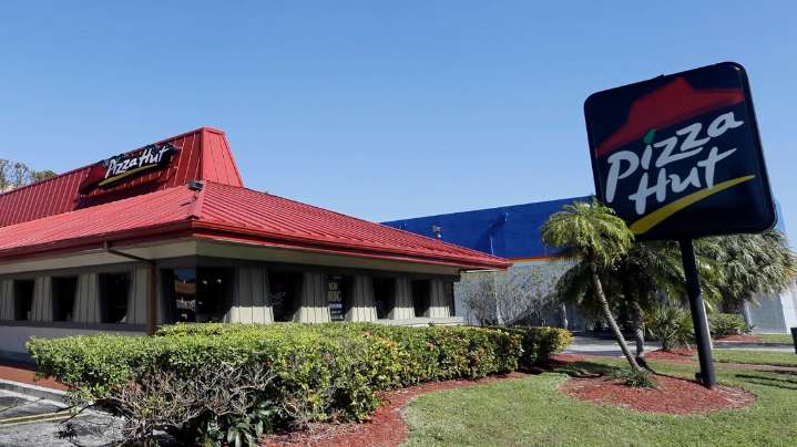 Pizza Hut extends $2 pan pizza deal due to overwhelming demand