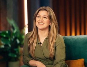 Kelly Clarkson Reveals the Heartbreaking Reason She Was Absent From Her Talk Show Last Spring