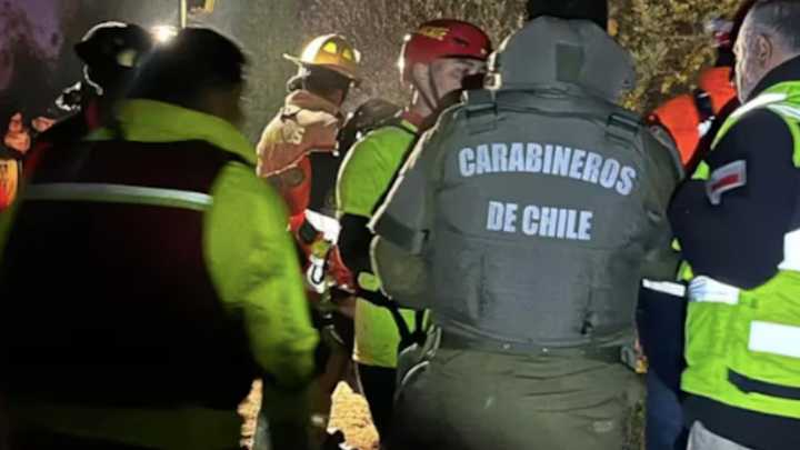 Rescatan a tres kayakistas atrapados en un islote del Río Aconcagua