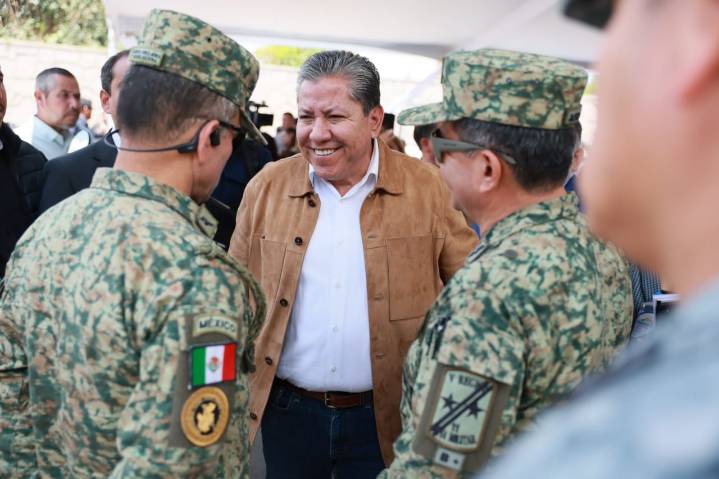 Cuestiona David Monreal permanencia de Zacatecas en el listado de alerta de viajes de EU
