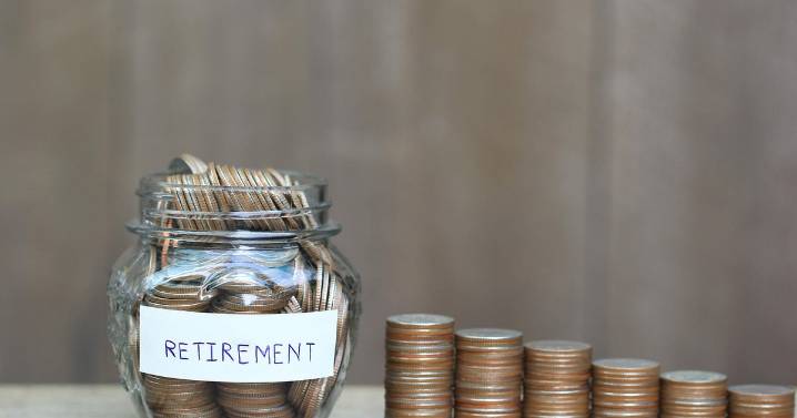 What are the biggest disadvantages of opening an annuity for retirement?