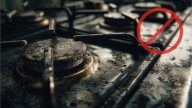 Adiós a la grasa en las rejillas de la cocina: cómo dejarlas impecables sin esfuerzo