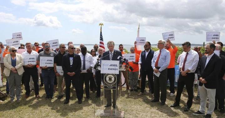 Democrats demand Trump resume a major offshore wind project near Rhode Island