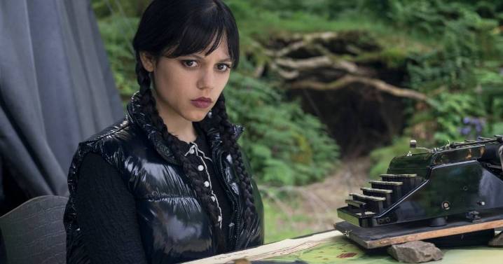 Netflix Wednesday fans slam season 2 'vibe killer' as they issue same complaint