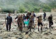 Más de mil personas evacuadas en la India tras riada en el Himalaya